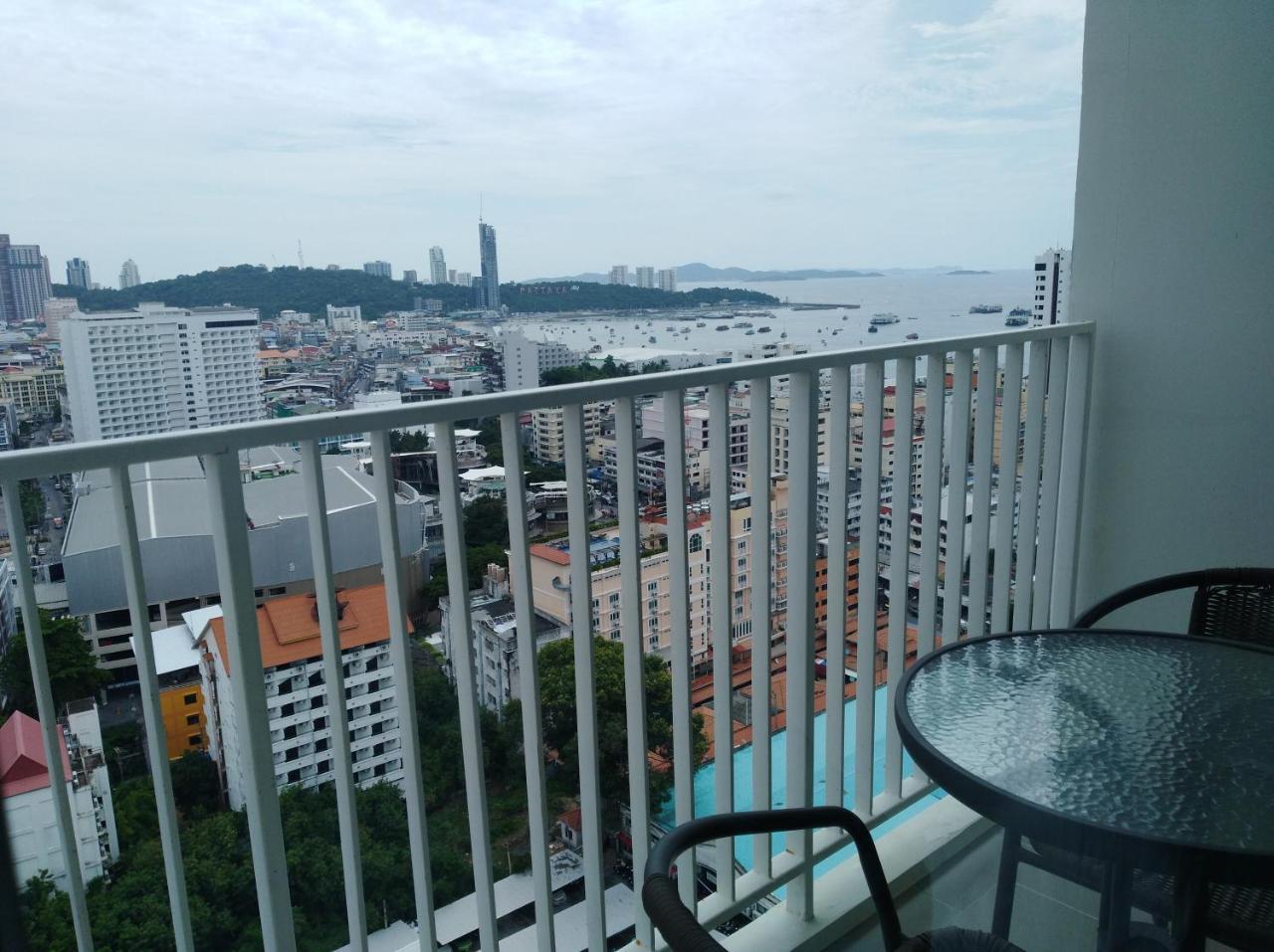 The​ Base​ ​pattaya​ By Ammy Pattaya